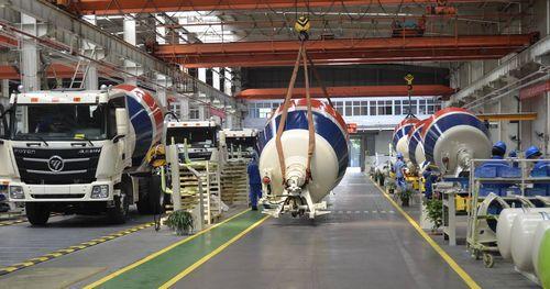 雷萨超级重机战略升级显成效，上半年捷报频传助推网站建设新里程